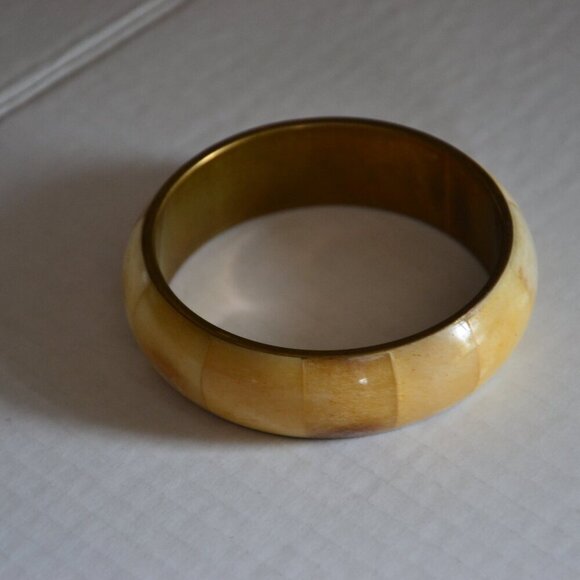 Vtg Thick Bone and Brass Bangle - Picture 4 of 7